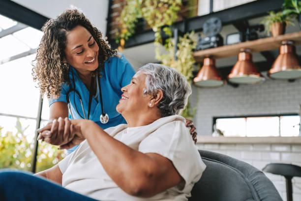 Patient and nurse during orientation