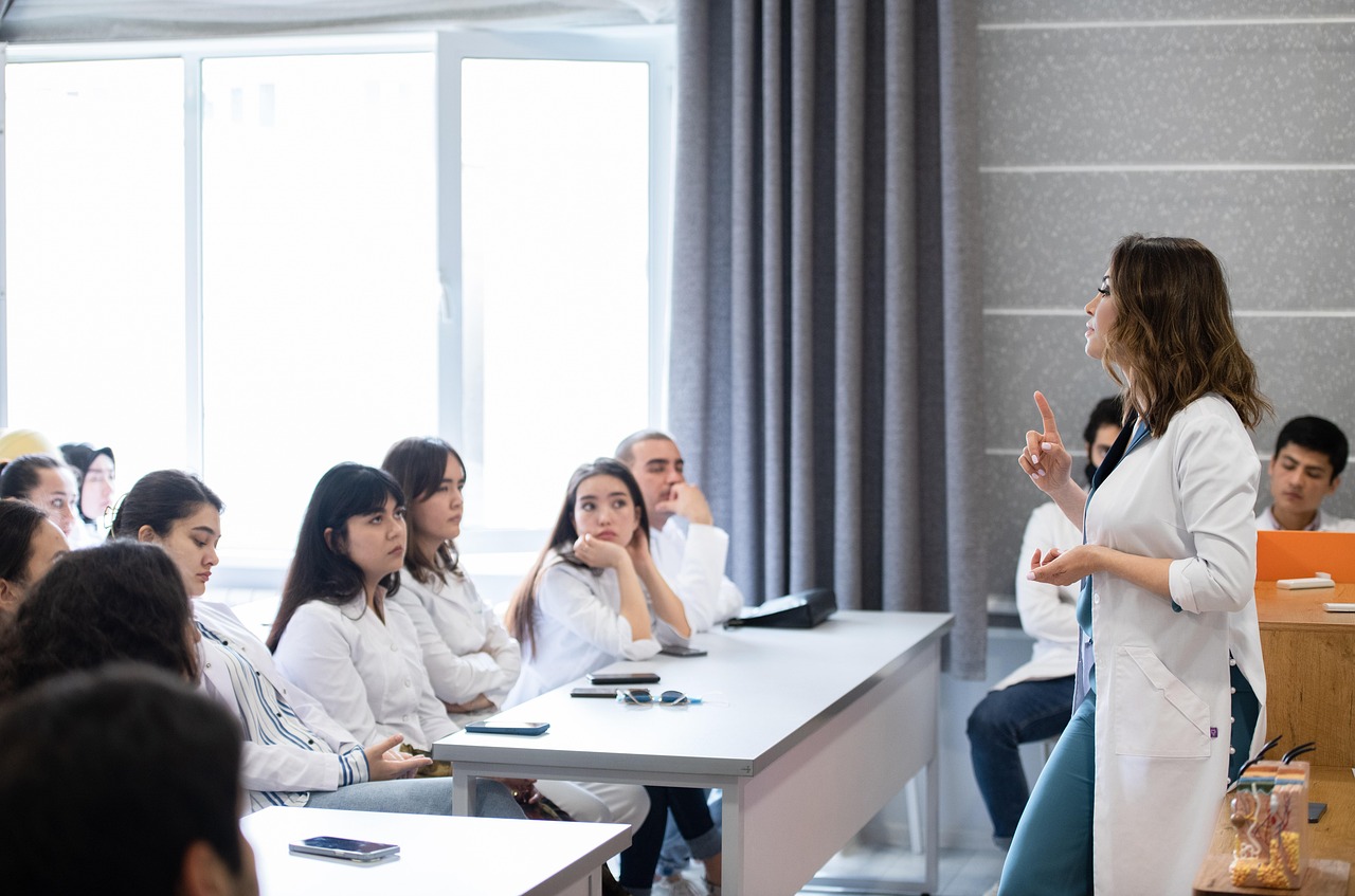 A multidisciplinary team of health care experts meets to discuss patient care